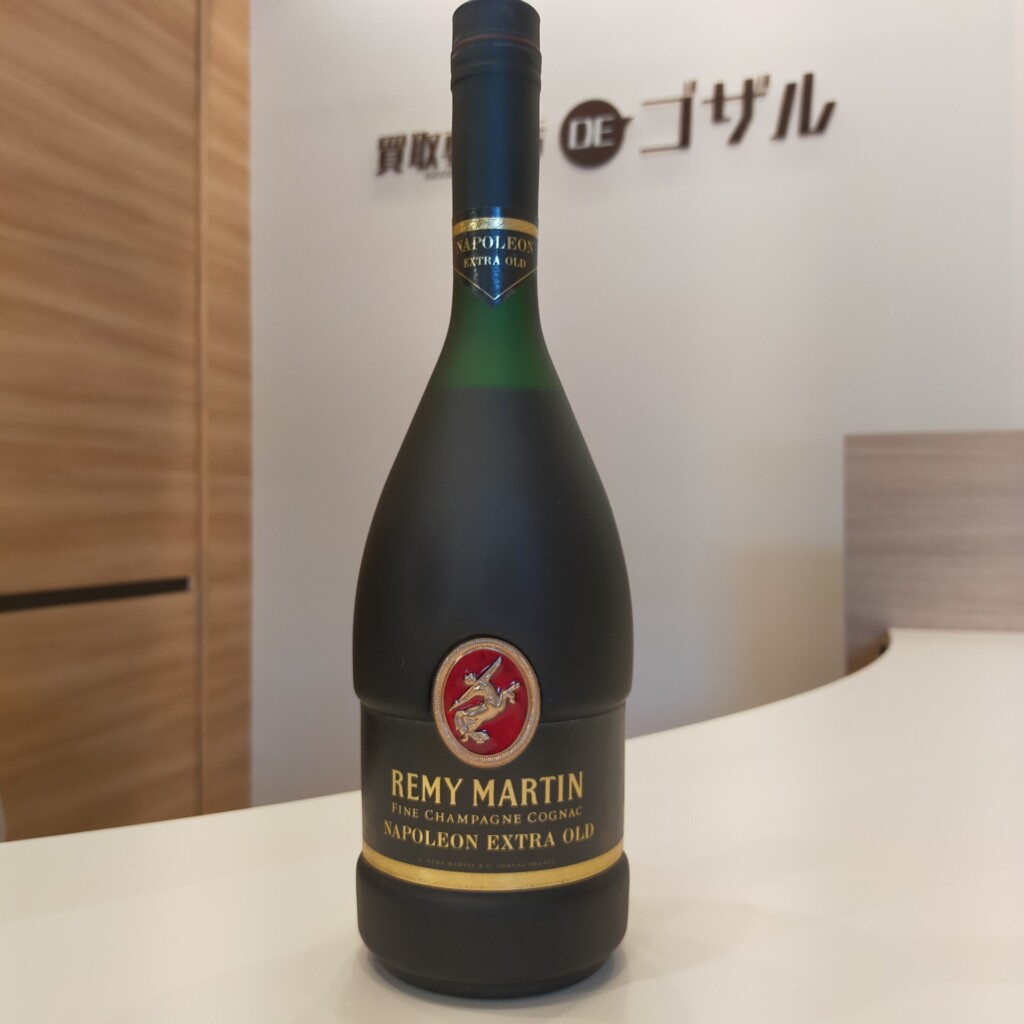 REMY MARTIN NAPOLEON EXTRA OLD (レミーマルタンナポレオンエクストラオールド)高価買取致しました❕ |  福岡でお酒・ブランド品買取なら「買取専門店DEゴザル」博多駅前・中洲を中心に全国対応可